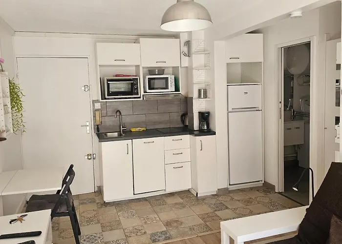 Quatro Venusia アパート